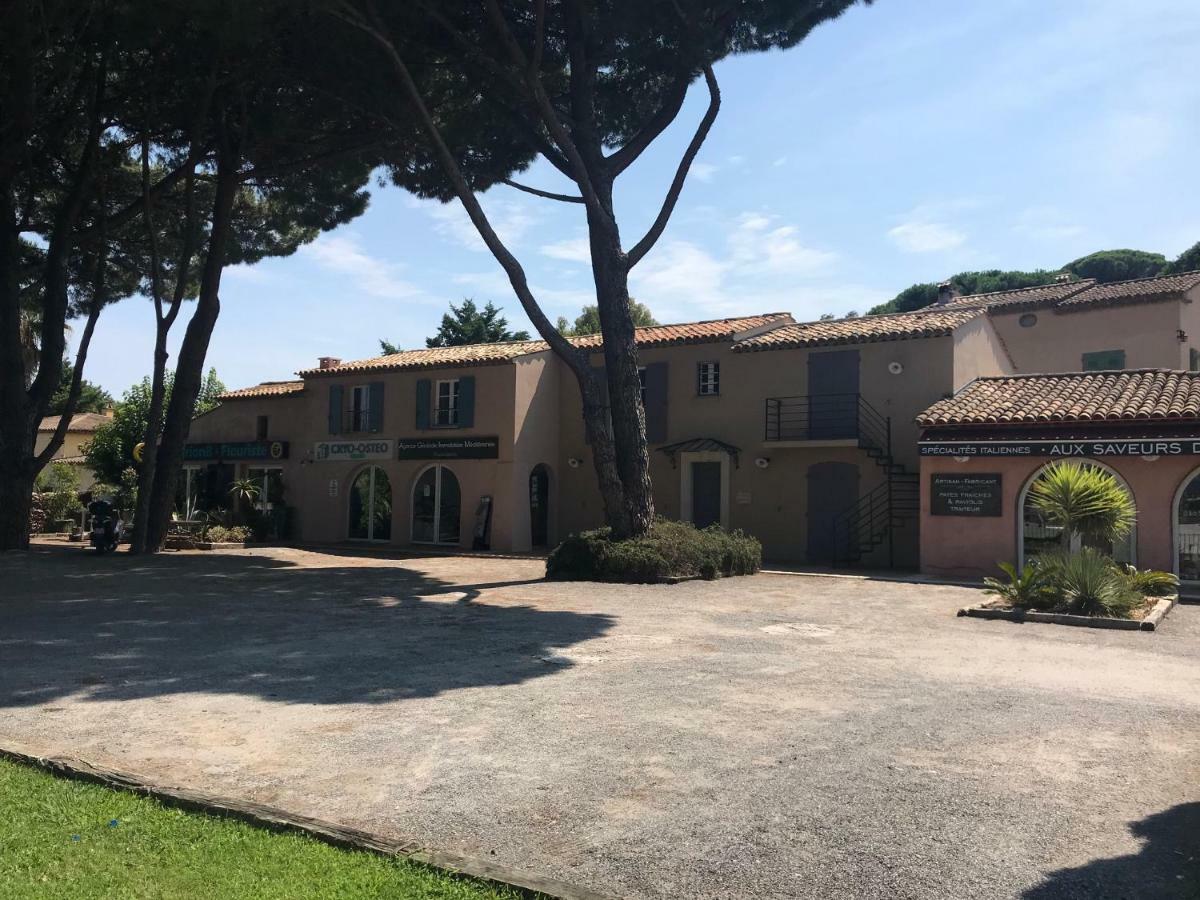 Domaine Chateau Martin Saint Tropez Bagian luar foto